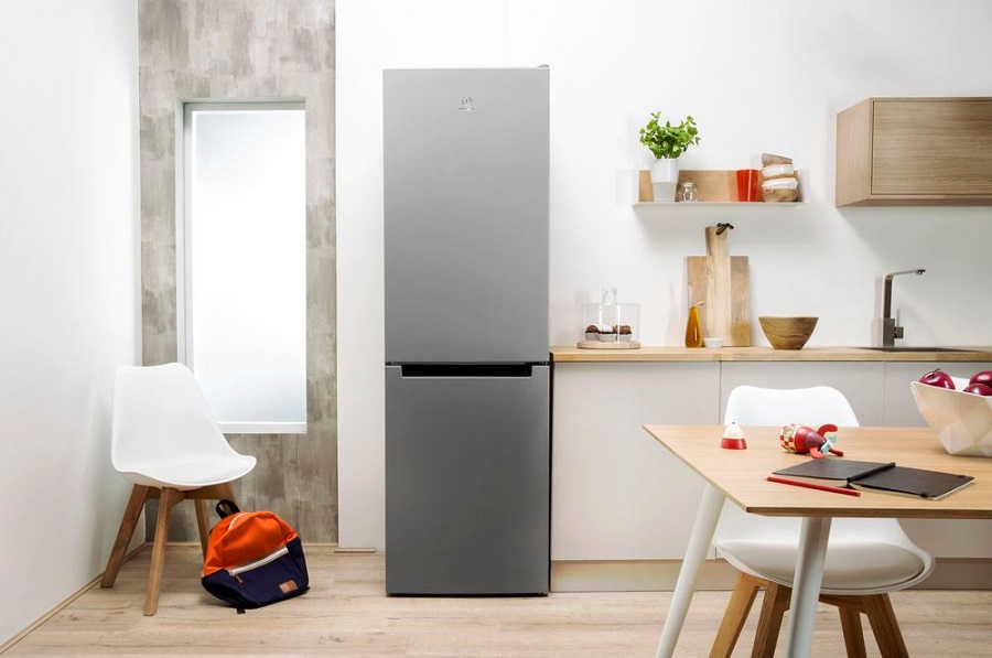 Купить Двухкамерный холодильник Indesit DS 4200 SB — Фото 5